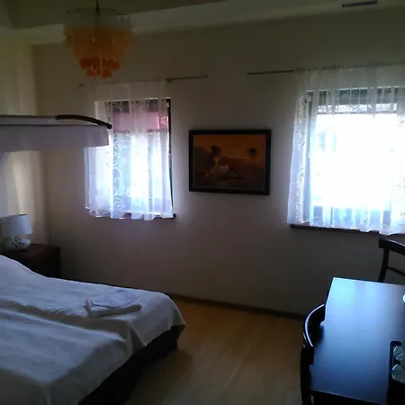 Bed & Breakfast Karczma Biesiadna