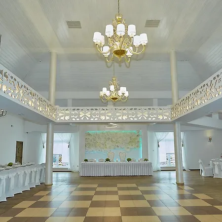 Karczma Biesiadna Bed & Breakfast Dalnia