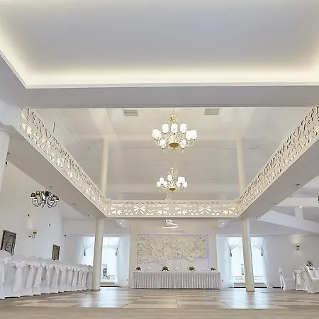 Karczma Biesiadna Bed & Breakfast 3*