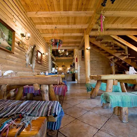 Karczma Biesiadna Bed & Breakfast 3*