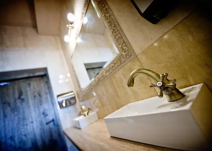 Bed & Breakfast Karczma Biesiadna 3*