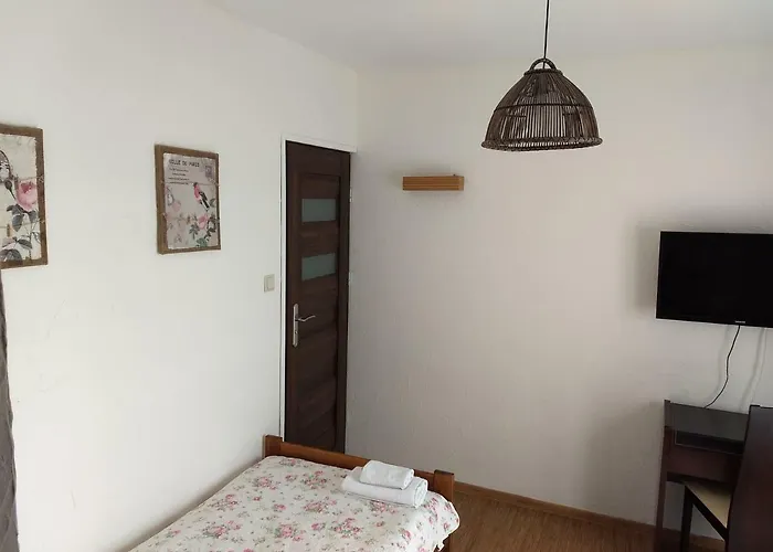 Bed & Breakfast Karczma Biesiadna Dalnia